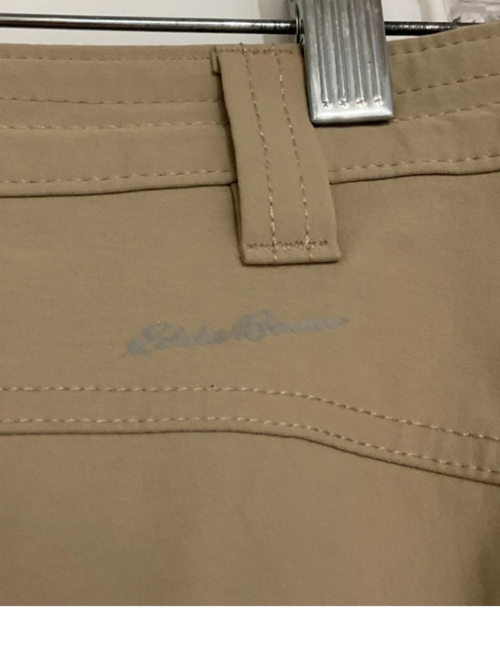 Eddie Bauer Womens Tan Capris with Zip Pocket - Picture 3 of 7